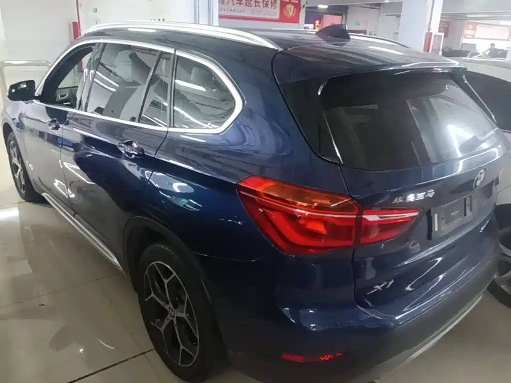 BMW X1 — миниатюра 5