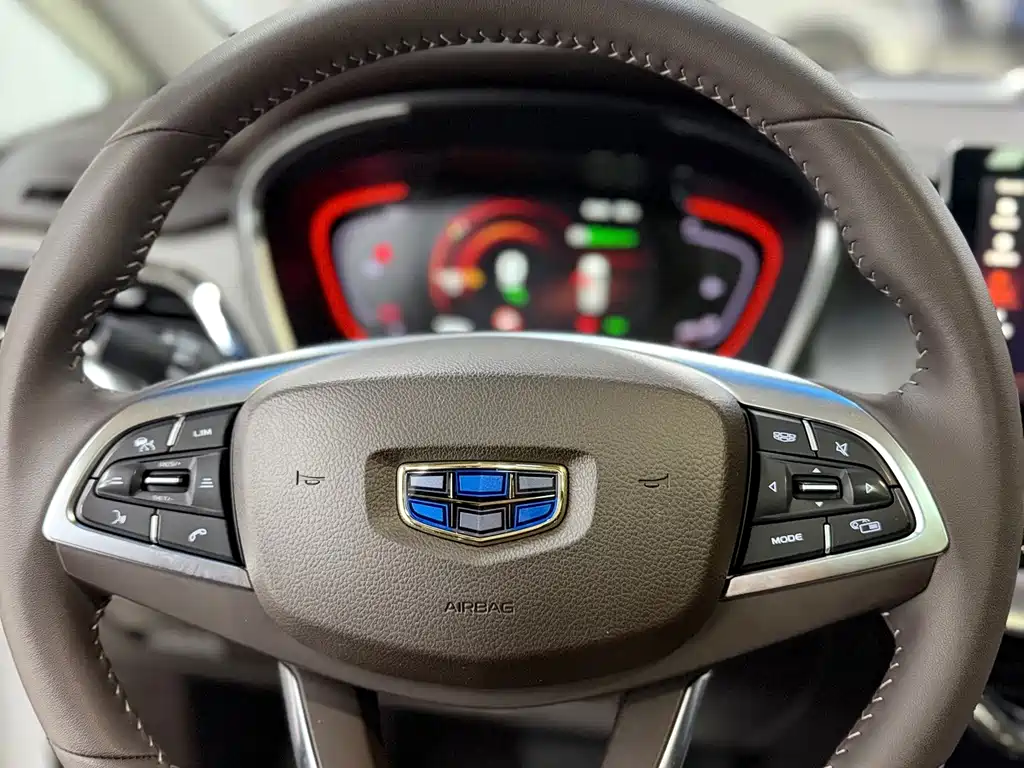Geely Jia Ji New Energy — миниатюра 14