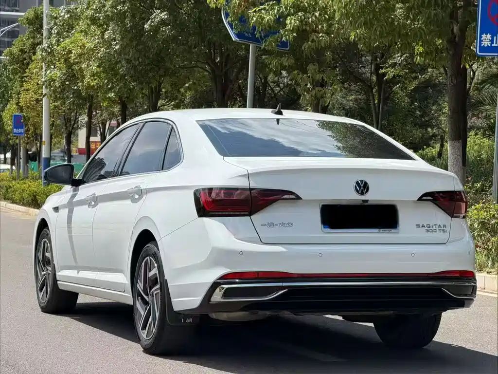 Volkswagen Sagitar — миниатюра 9