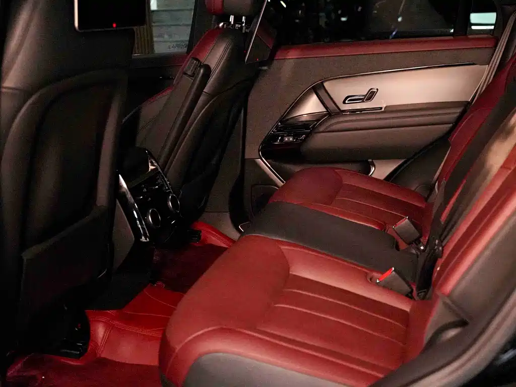 Land Rover Sport — миниатюра 12