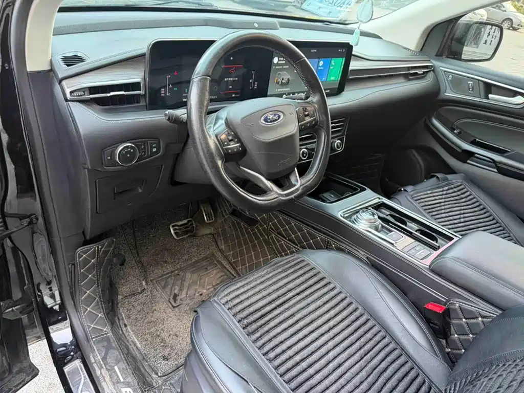 Ford Edge — миниатюра 19