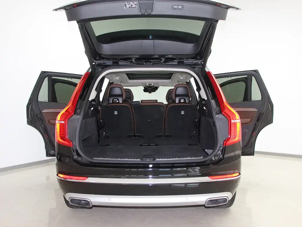 Volvo XC90 — миниатюра 12