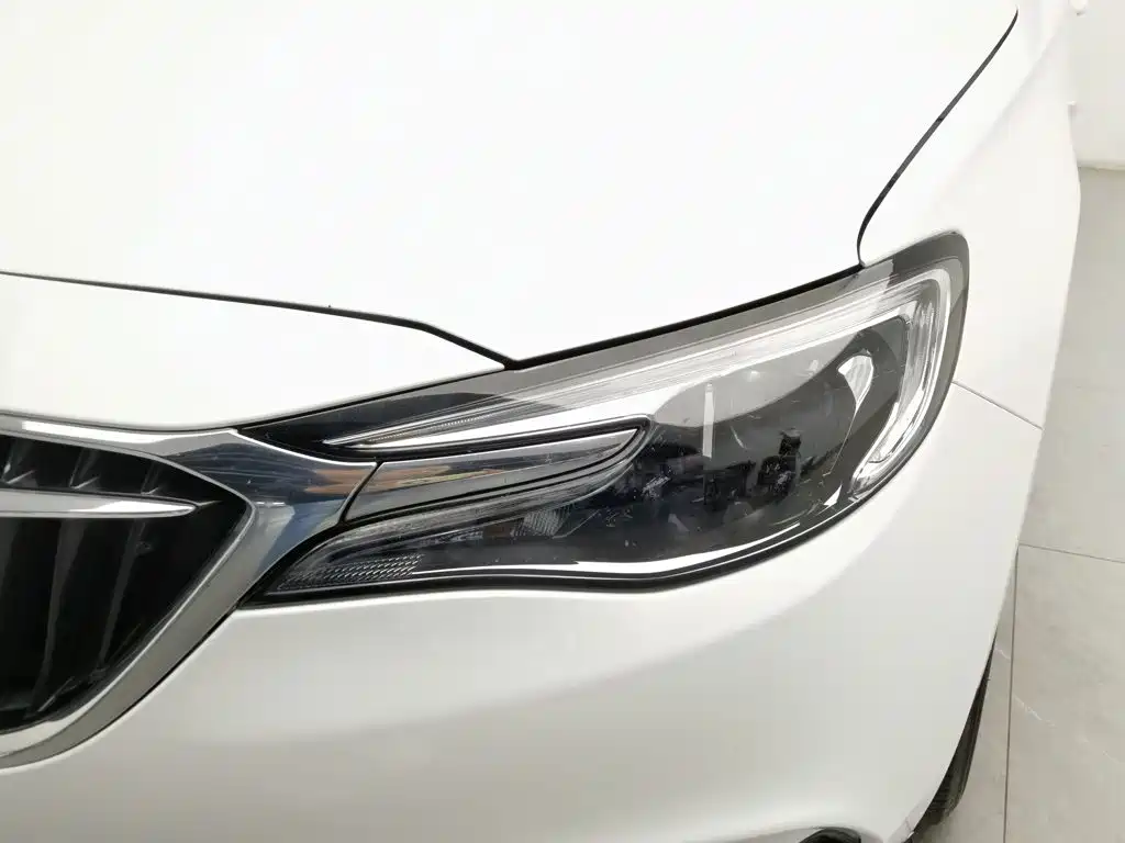 Buick Excelle — миниатюра 7