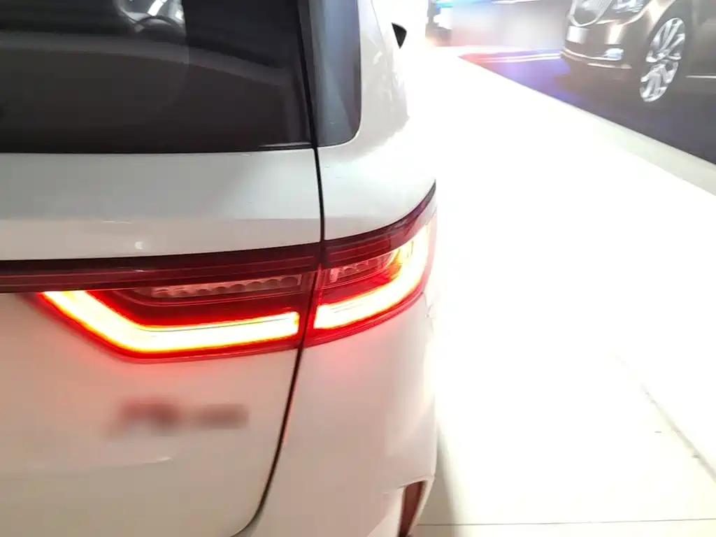 Geely Vision X6 — миниатюра 8