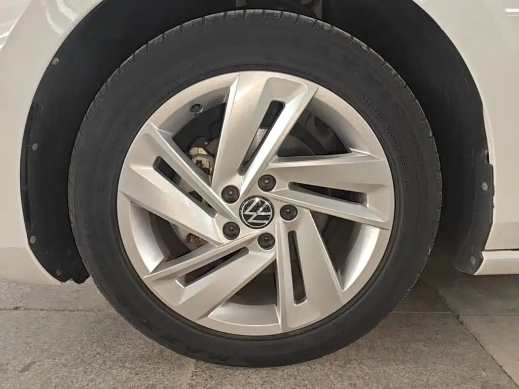 Volkswagen Lamando — миниатюра 23