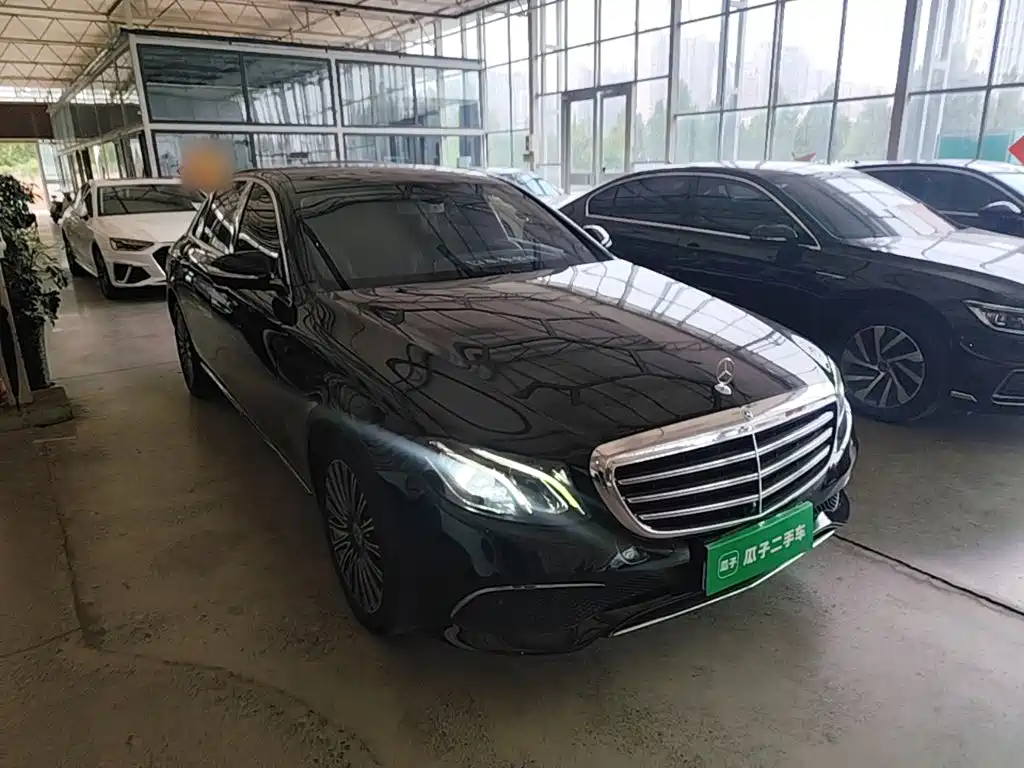 Mercedes-Benz E-Class — миниатюра 4