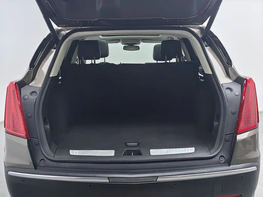 Cadillac XT5 — миниатюра 16