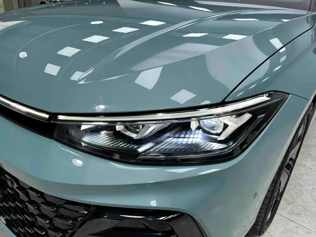 Volkswagen Passat — миниатюра 23
