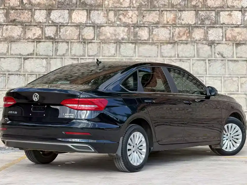 Volkswagen Lavida — миниатюра 8