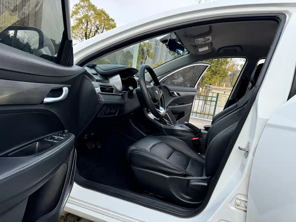 GEELY AUTOMOBILE EMGRAND