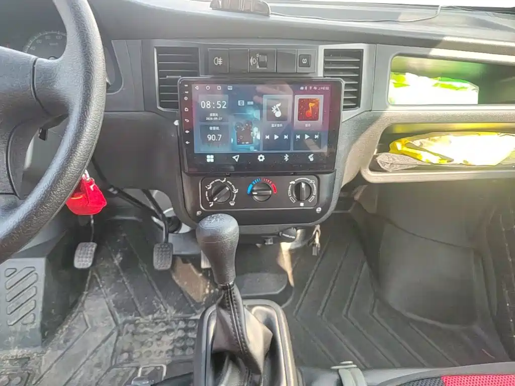 Wuling Zhiguang — миниатюра 13