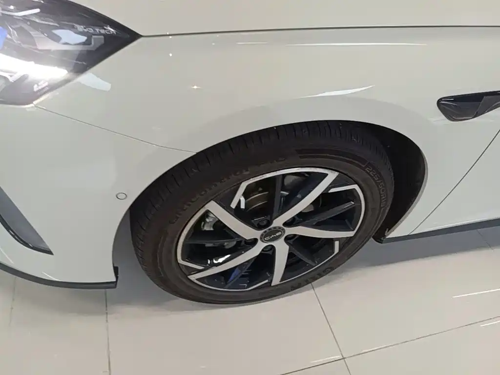 BYD Seal 07 DM-i — миниатюра 23