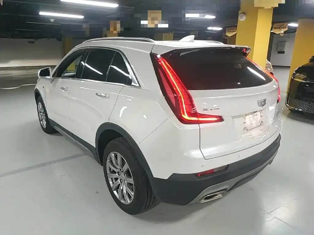 Cadillac XT4 — миниатюра 5