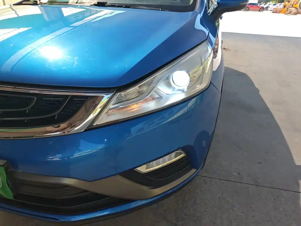 Geely Emgrand GS — миниатюра 24