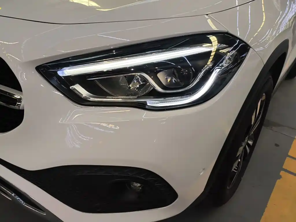 Mercedes-Benz GLA — миниатюра 24