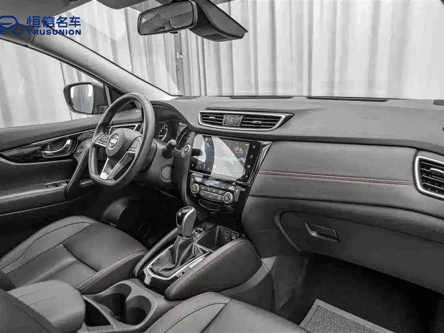 Nissan Qashqai — миниатюра 14