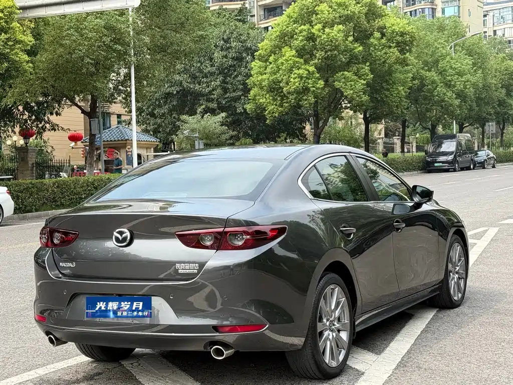 Mazda 3 Axela — миниатюра 16