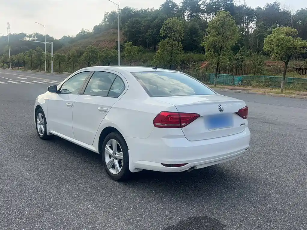 Volkswagen Lavida — миниатюра 25