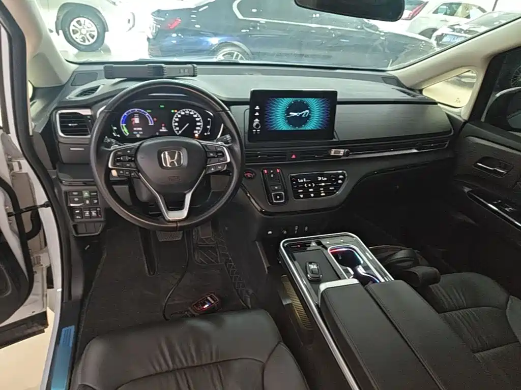 Honda Elysion — миниатюра 10
