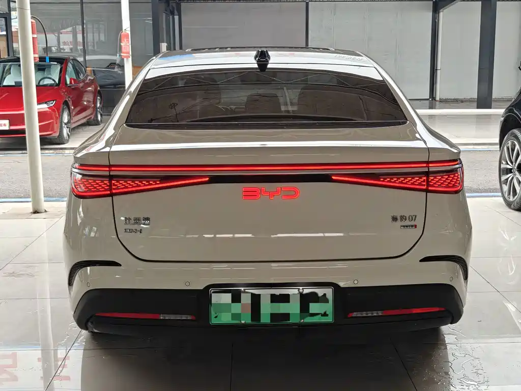 BYD Seal 07 DM-i — миниатюра 3