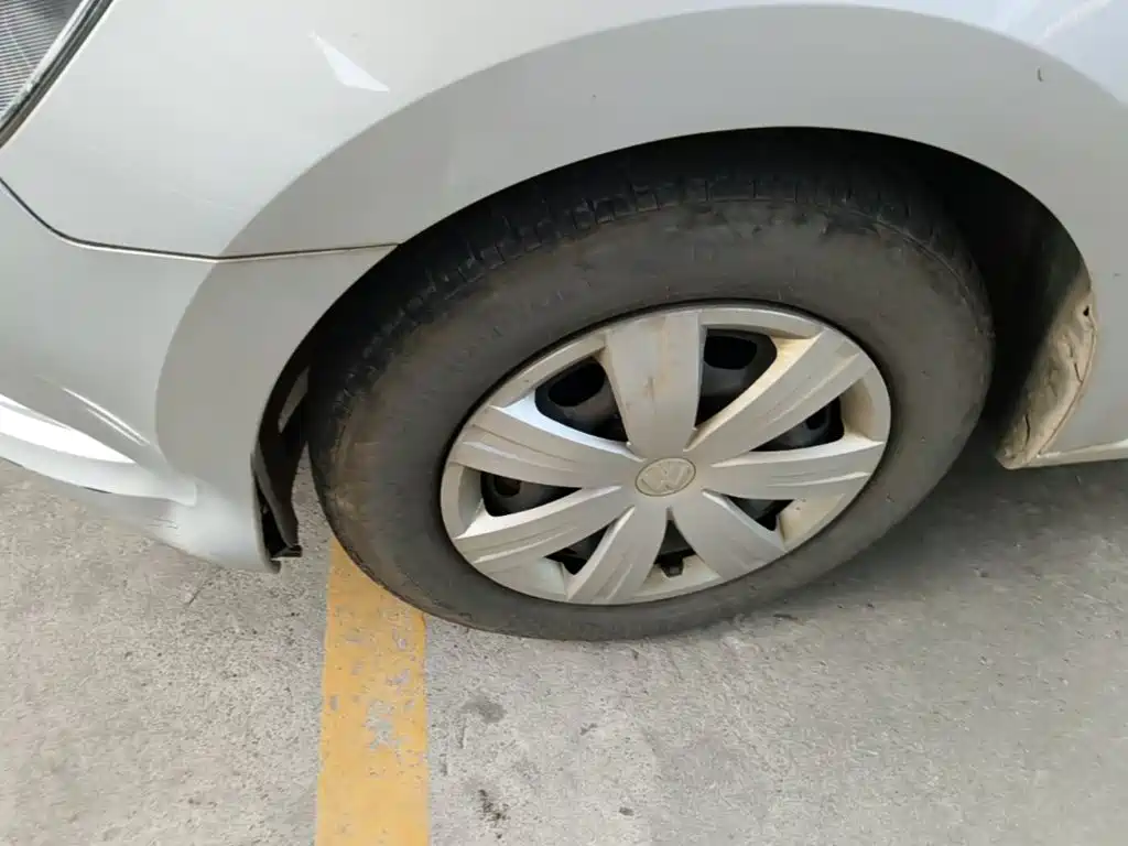 Volkswagen Jetta — миниатюра 23
