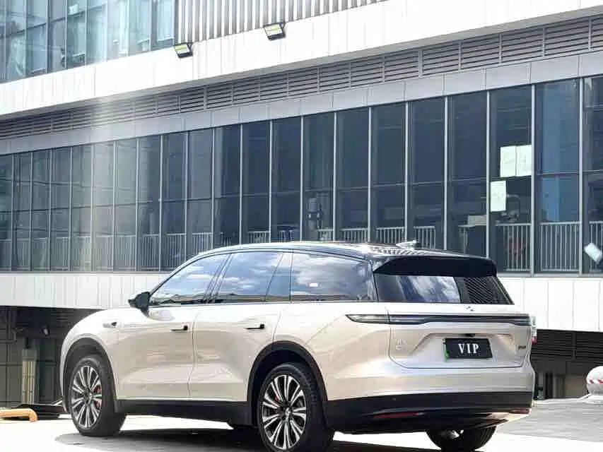 NIO ES8 — миниатюра 6