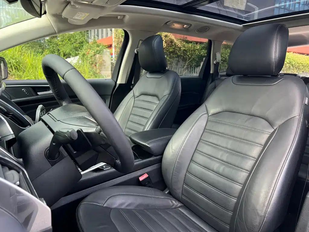Ford Edge — миниатюра 10