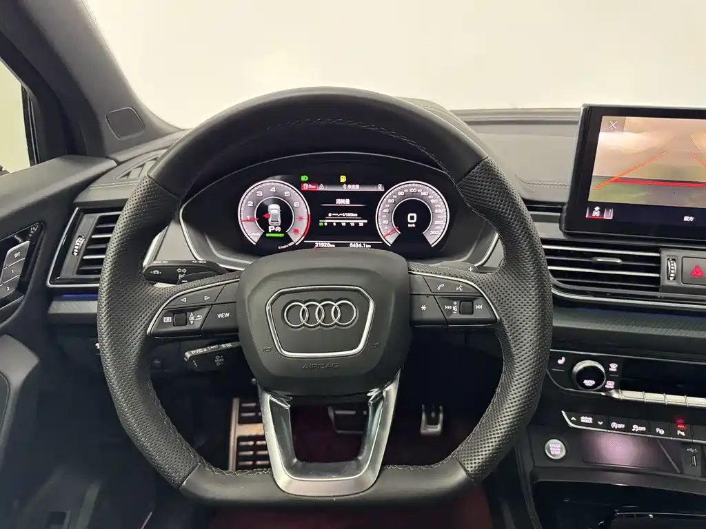 Audi Q5L — миниатюра 10