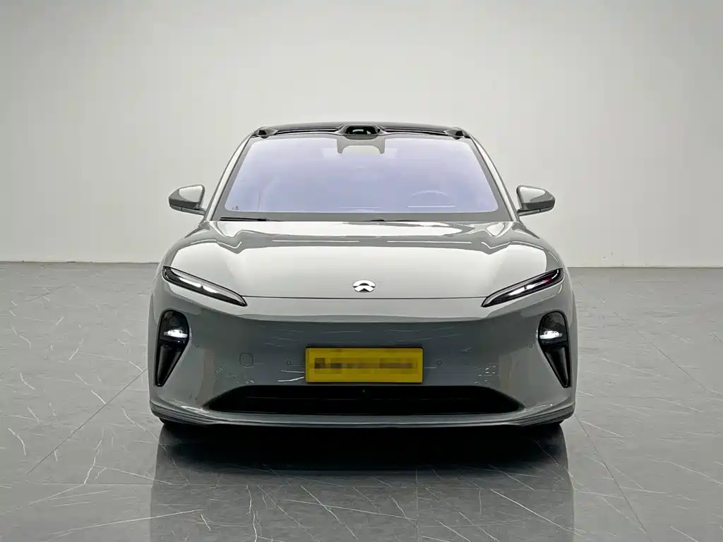 NIO ET5 — миниатюра 2