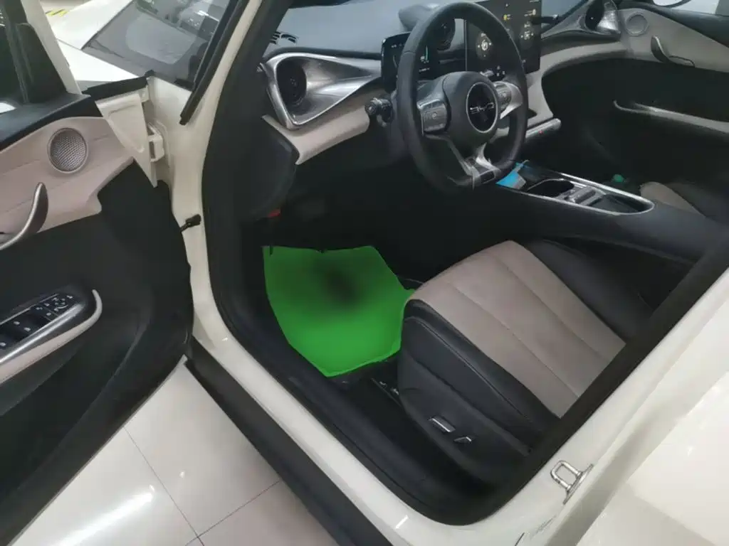 BYD Dolphin — миниатюра 16