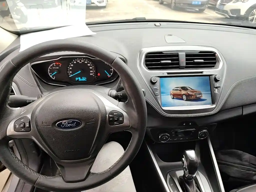 Ford Escort — миниатюра 6