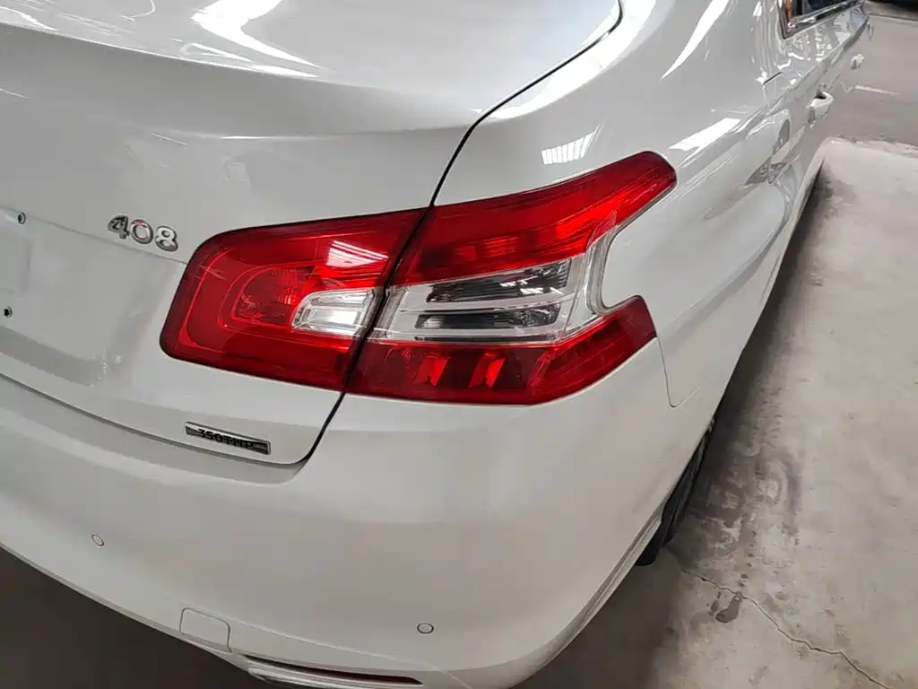 Peugeot 408 — миниатюра 8