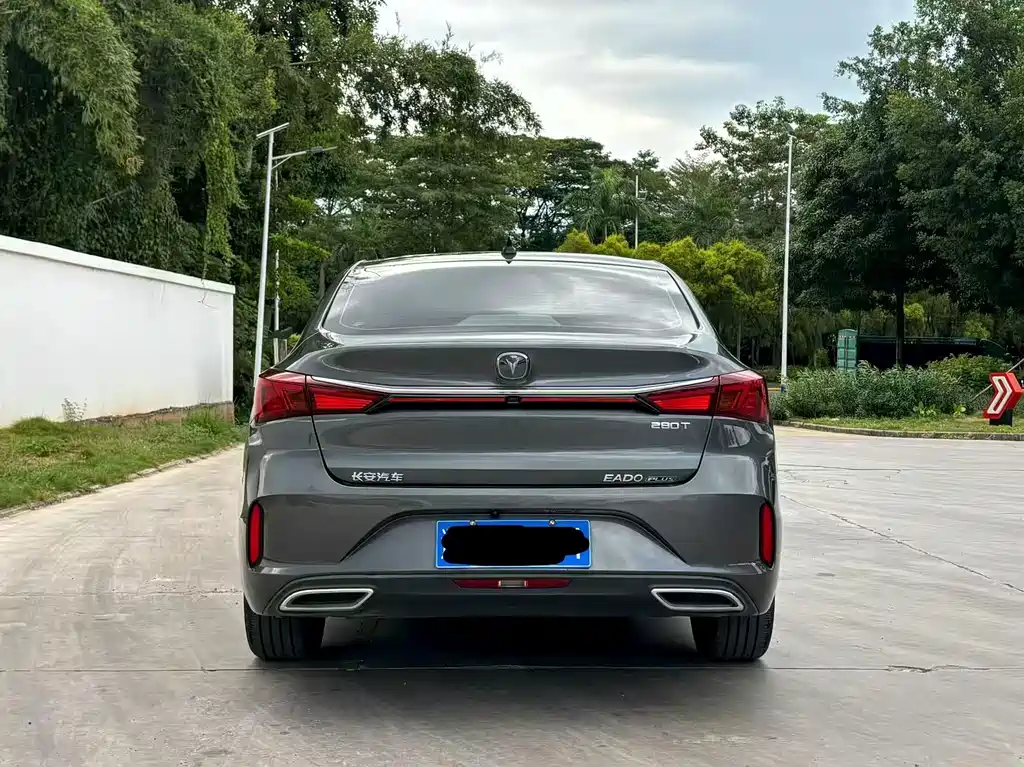Changan Eado — миниатюра 5