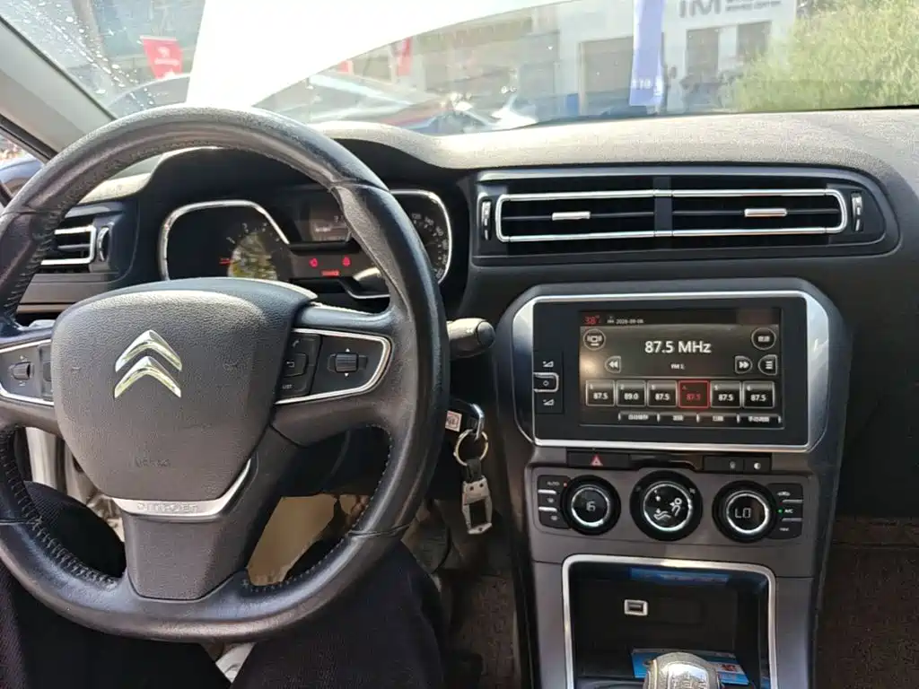 Citroen C4 — миниатюра 10