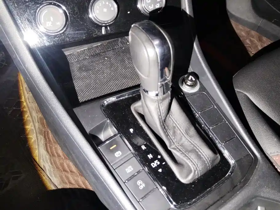Volkswagen Bora — миниатюра 16