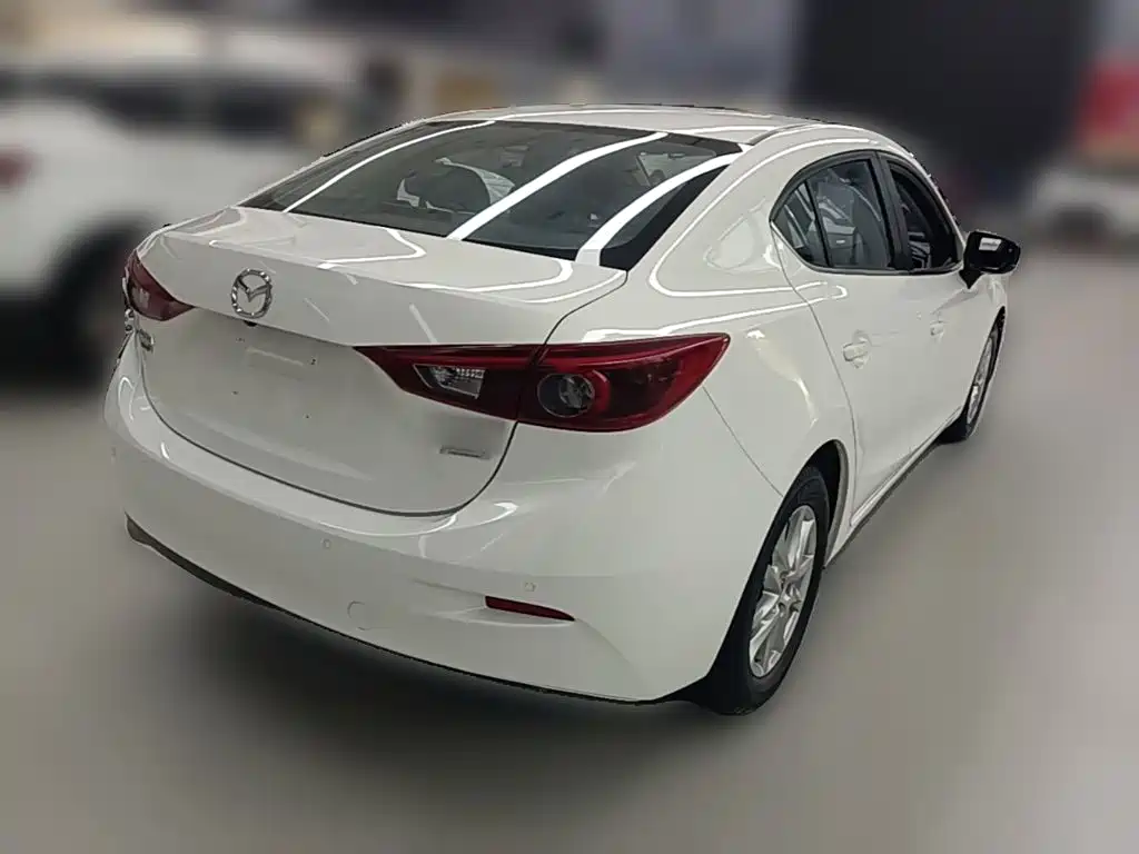 Mazda 3 Axela — миниатюра 10