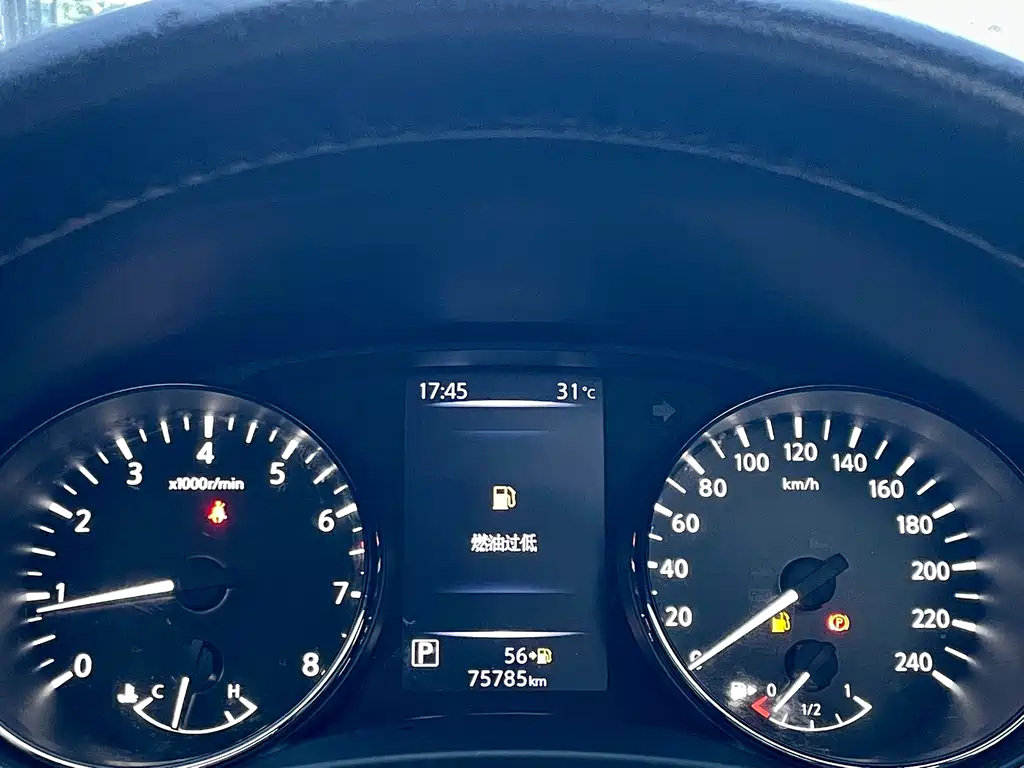 Nissan X-Trail — миниатюра 15