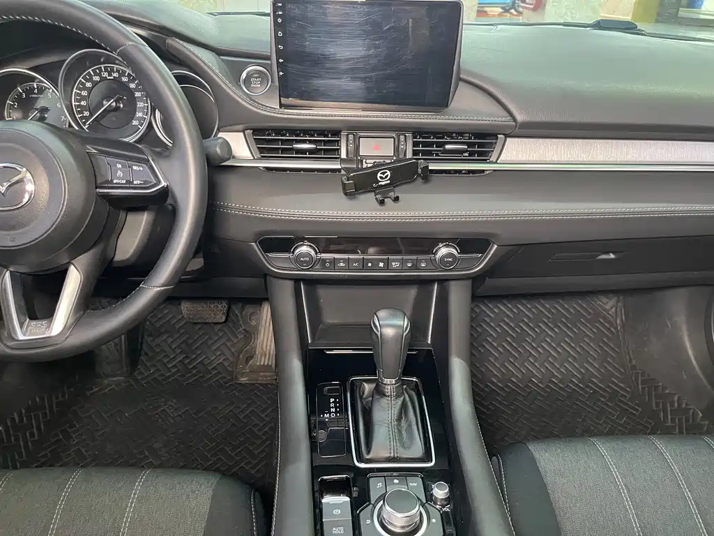 Mazda Atenza — миниатюра 11