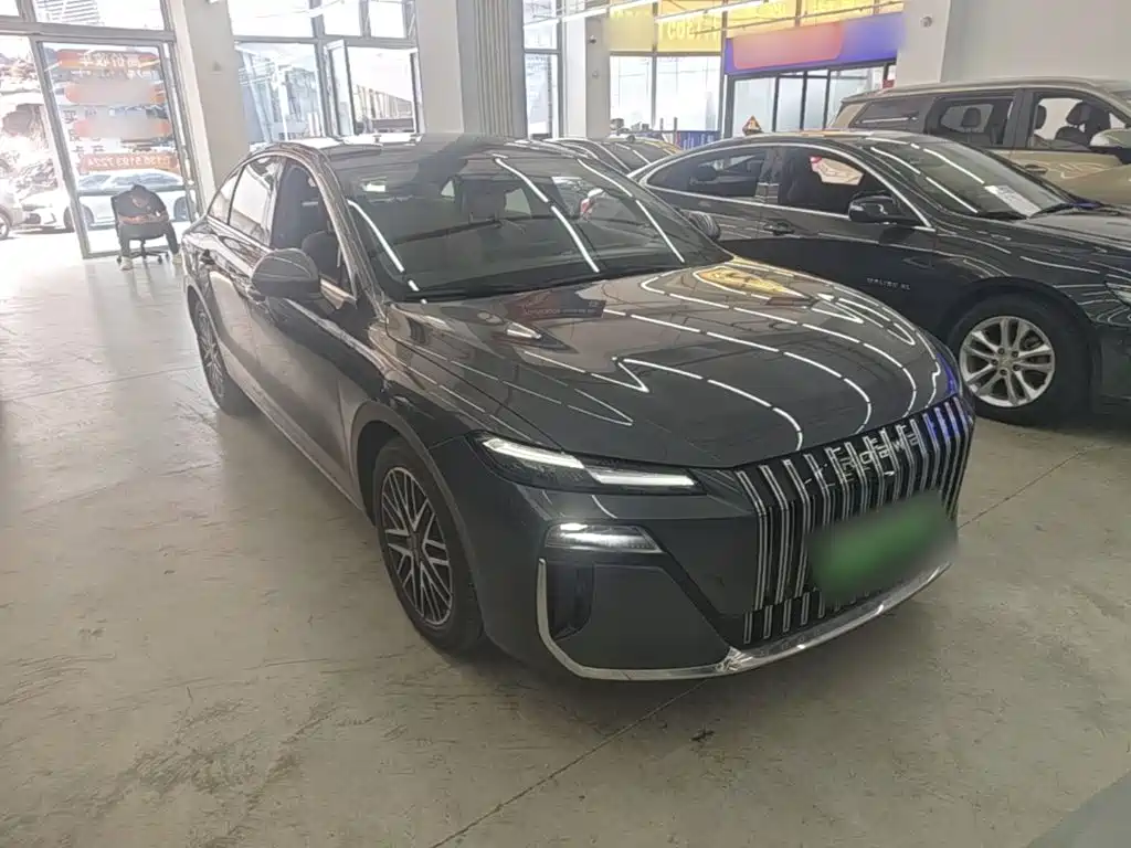 Roewe M7 DMH — миниатюра 4
