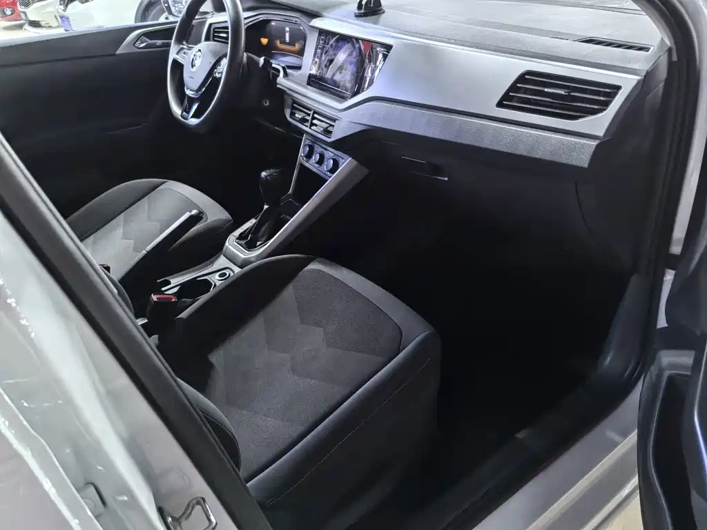 Volkswagen Polo — миниатюра 9