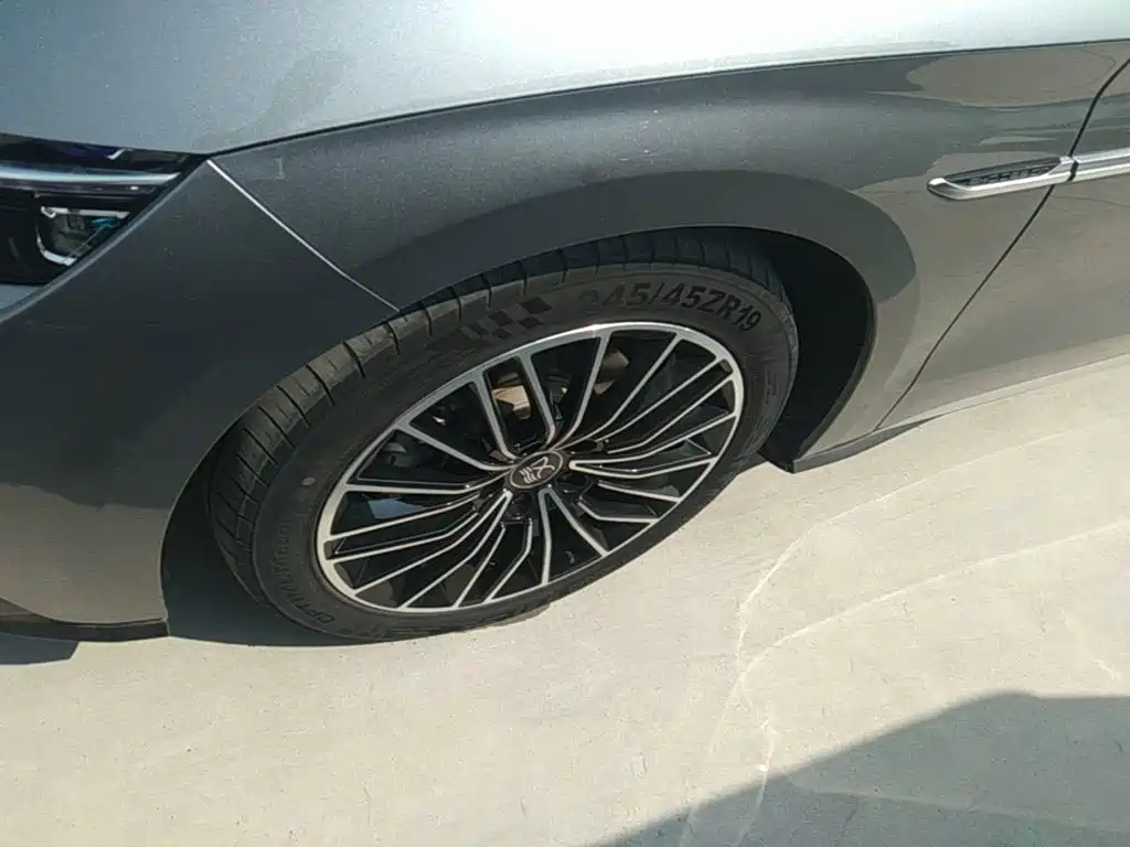 BYD Han — миниатюра 23