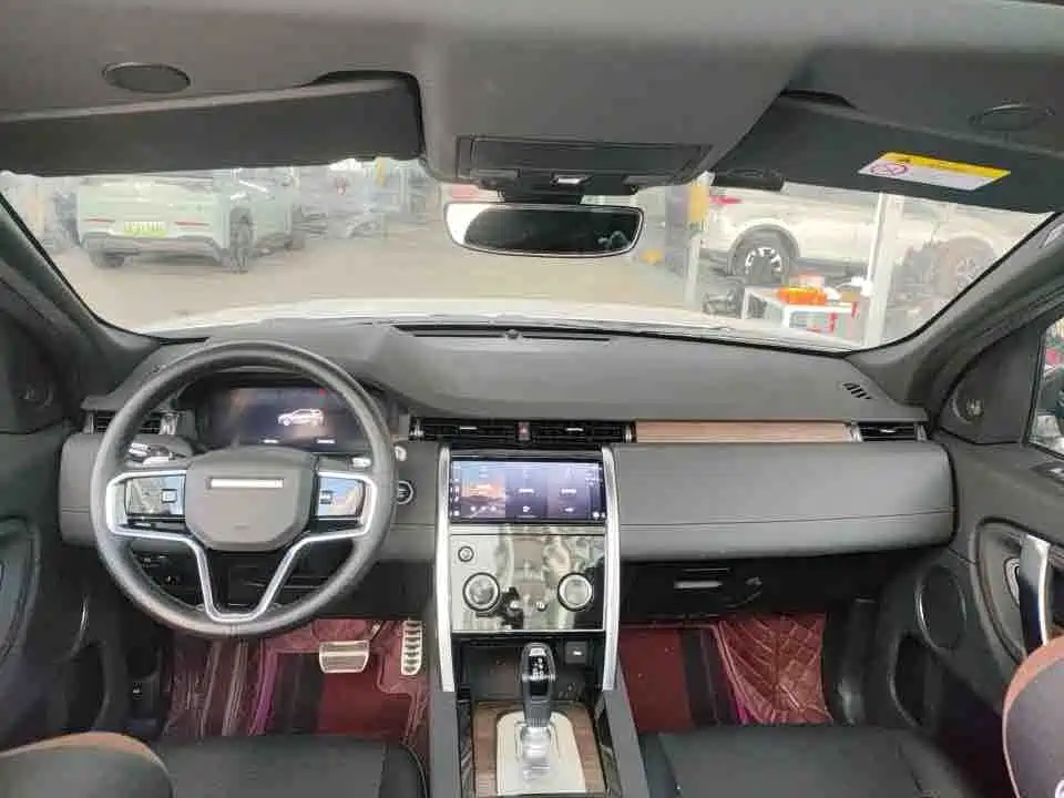 Land Rover Discovery Sport — миниатюра 6
