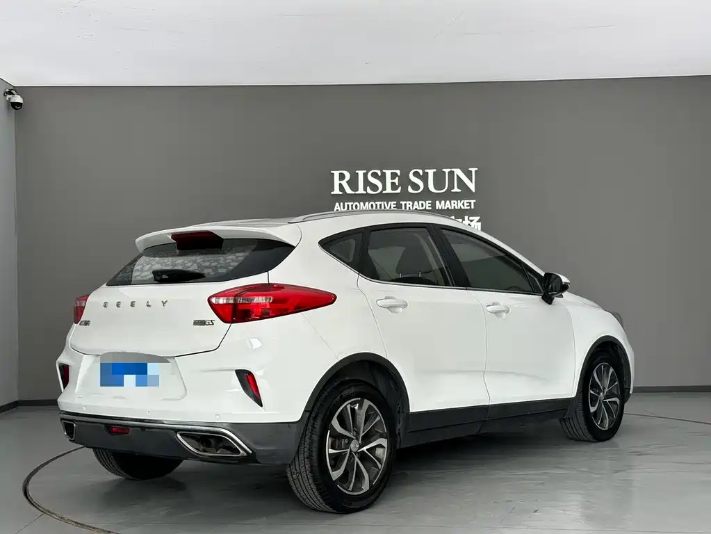 Geely Emgrand GS — миниатюра 5