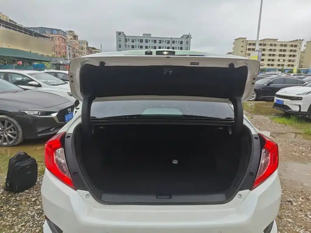 Honda Civic — миниатюра 19
