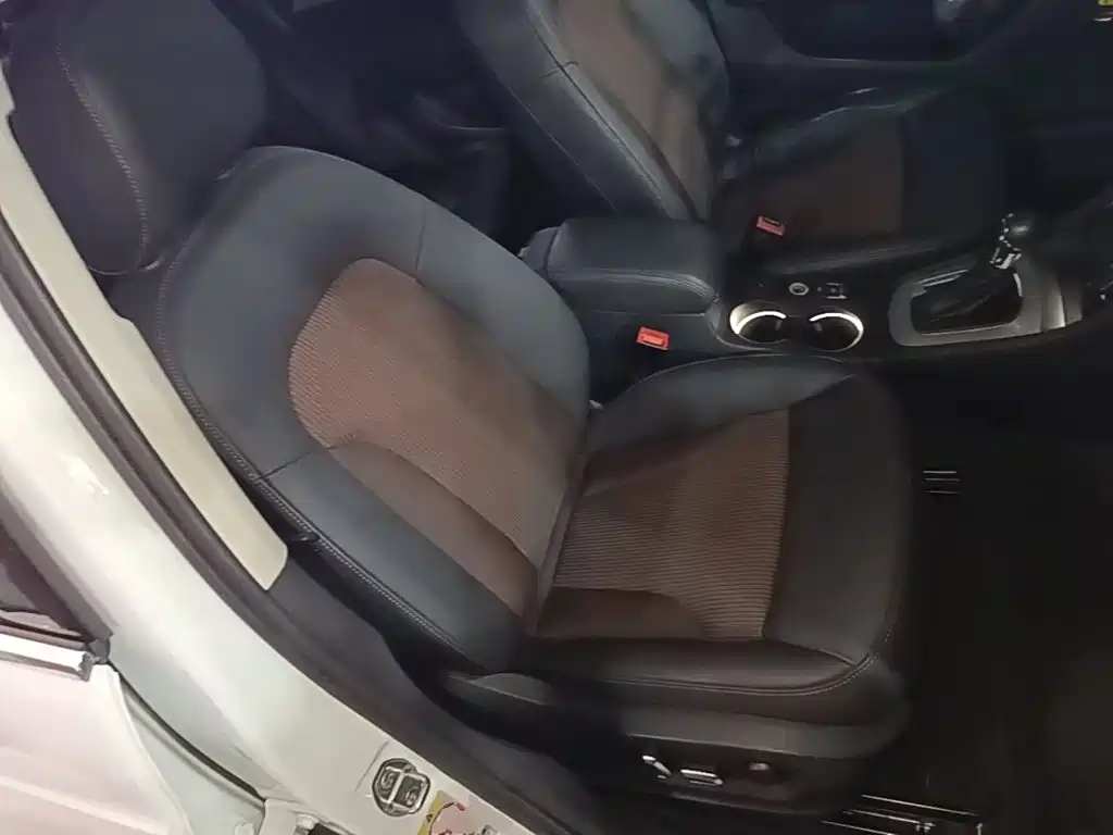 Audi Q3 — миниатюра 25