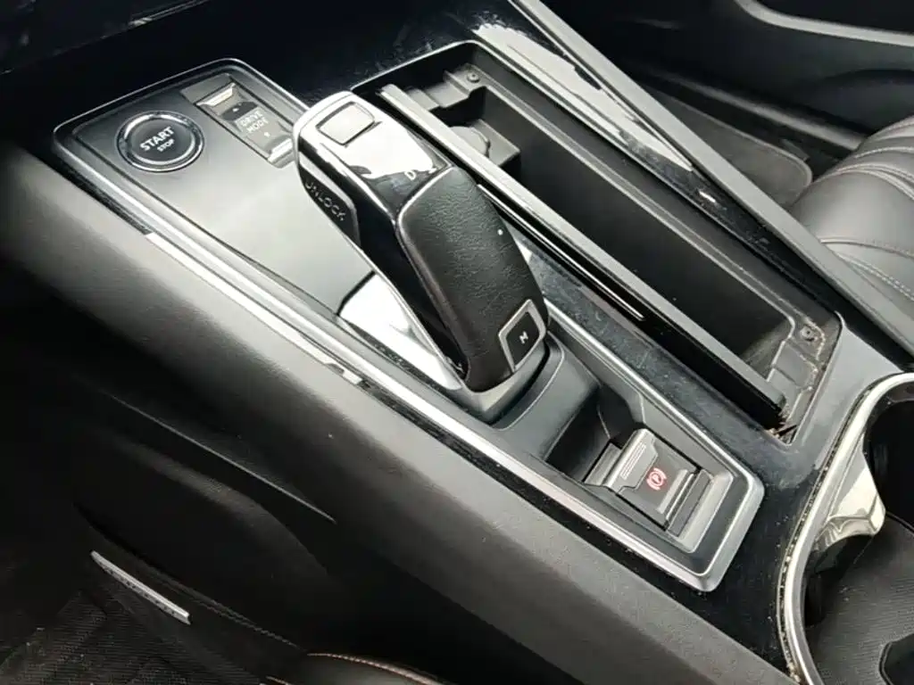 Peugeot 508 — миниатюра 10