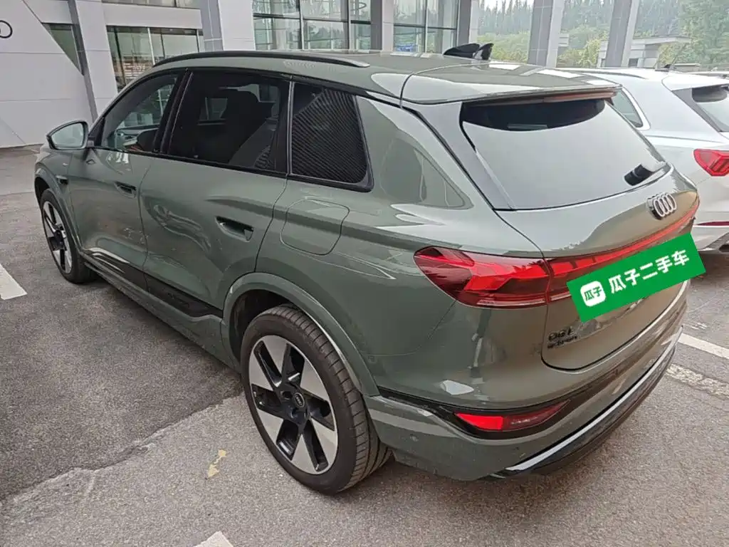 Audi Q6L e-tron — миниатюра 5