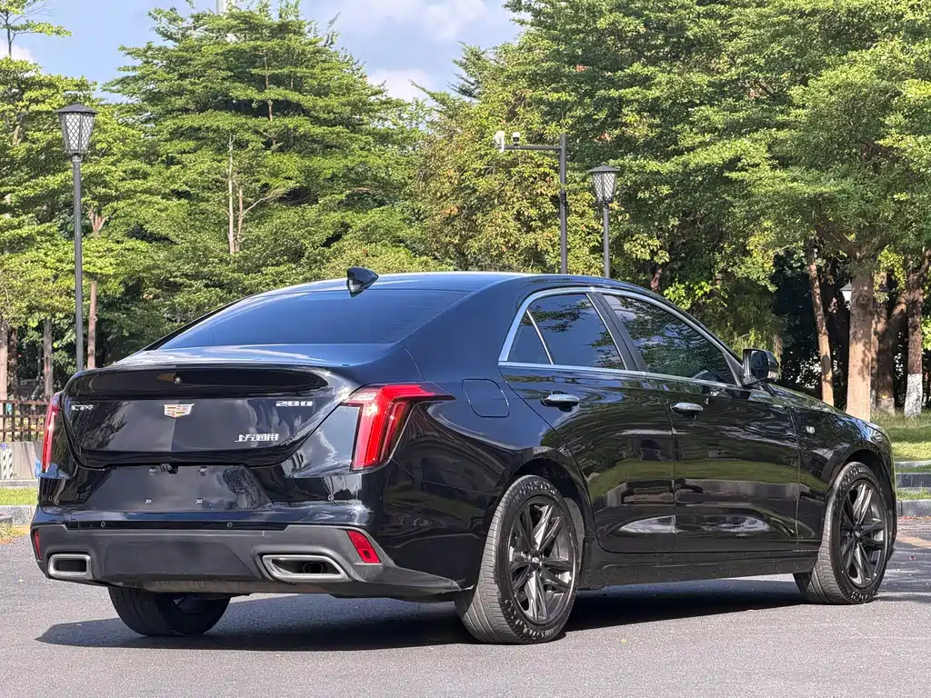 Cadillac CT4 — миниатюра 4