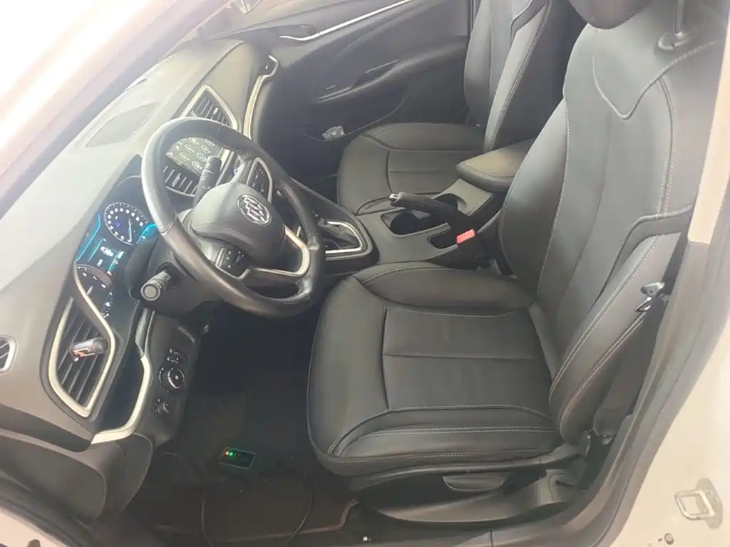 Buick Excelle — миниатюра 15