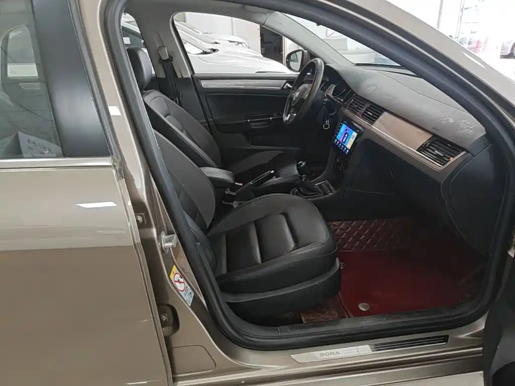 Volkswagen Bora — миниатюра 25